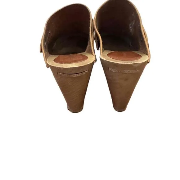 Isabel Marant Tan Studded Leather Clogs Mules Size 35