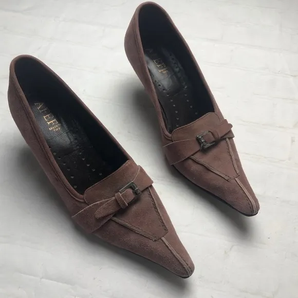 Italian made AFEF suede mauve blush buckle kitten heel pointy toe size 7