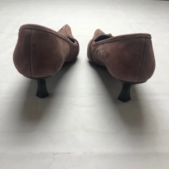 Italian made AFEF suede mauve blush buckle kitten heel pointy toe size 7