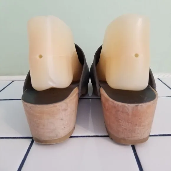 J Crew 7 Italy Wooden Clogs Mules Distressed Oiled Leather Comfort