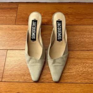 Jacquemus different geometric heel mules