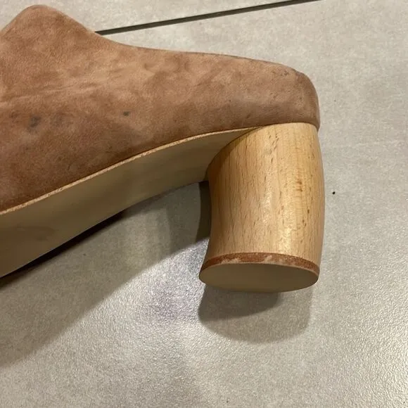 JEFFERY Campbell woman’s light tan suede mules