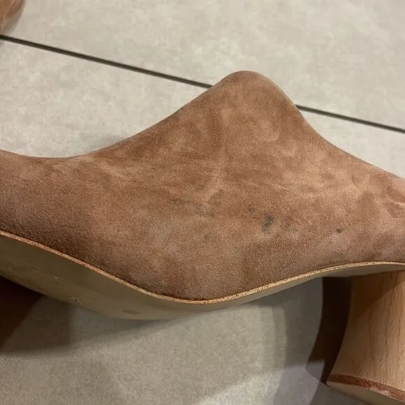 JEFFERY Campbell woman’s light tan suede mules