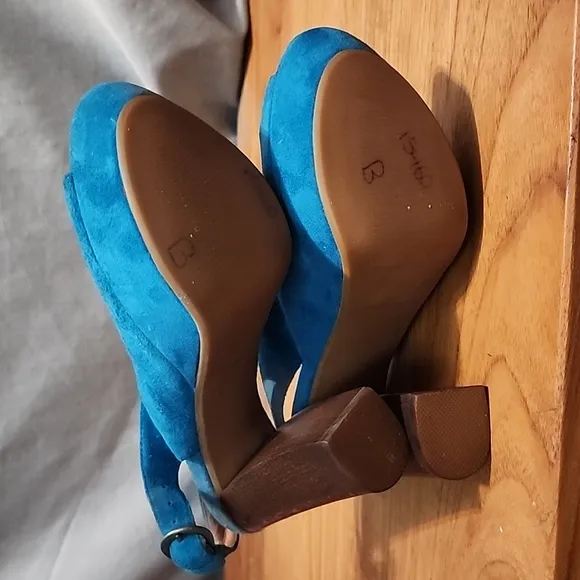 JEFFREY CAMPBELL Aqua Suede &quot;Friend&quot; Peep-Toe Slingback Platform Heels, size 7