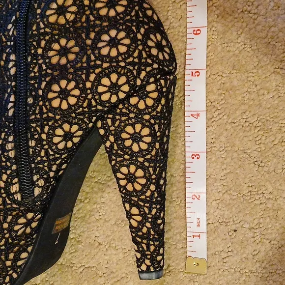 Jeffrey Campbell Free People batallion crochet victorian military boots 7