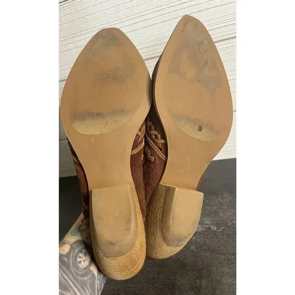 JEFFREY CAMPBELL NEW Mules Shoes Size 8.5 Brown Suede Pointed Toe Block Heel