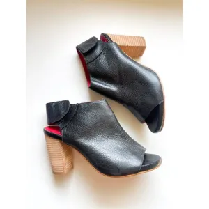 Jeffrey Campbell Peep Toe Boots Womens Size 9.5  Leather Slingback Heels Glam
