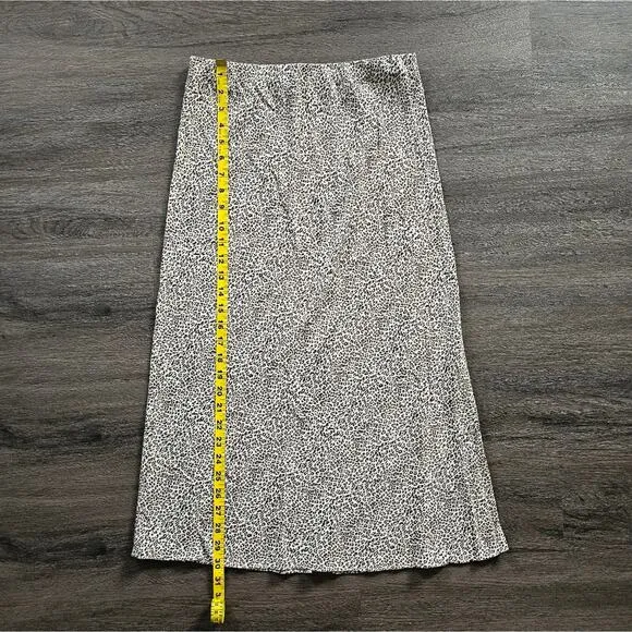 Jenni Kayne Beige Leopard Print Slip Skirt Midi Skirt Size Small
