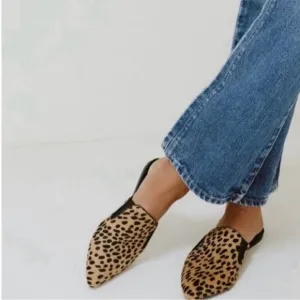 Jenni Kayne calf hair leopard print mules size 39, new