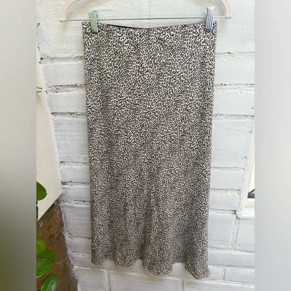 JENNI KAYNE Leopard Slip Skirt size xs