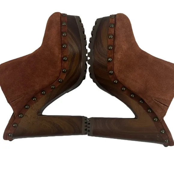 Jessica Simpson Brown Mules with Studded Detail