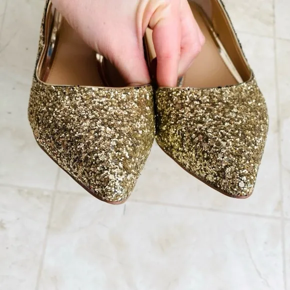 Jewel Badgley Mischka Jamila Gold Glitter Pointed Toe Kitten Heels size 9