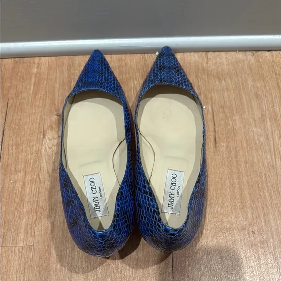 Jimmy Choo Blue Heels with Elegant Pointed Toe and Dazzling Texture