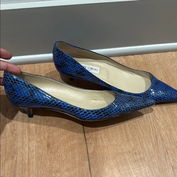 Jimmy Choo Blue Heels with Elegant Pointed Toe and Dazzling Texture