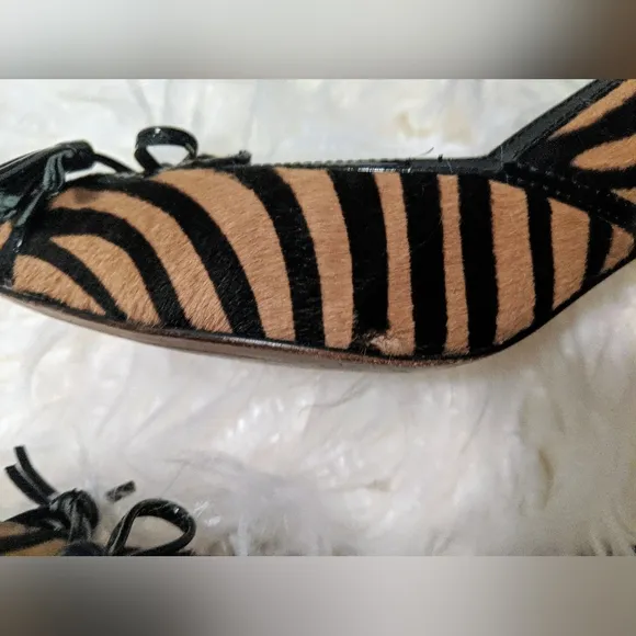 Joan &amp; David Leather, Horse Hair Tiger Striped Pointy Toe Kitten Heels sz 7.5