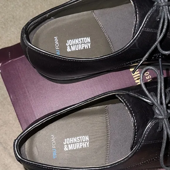 Johnston &amp; Murphy Black Leather Oxfords Classic Design