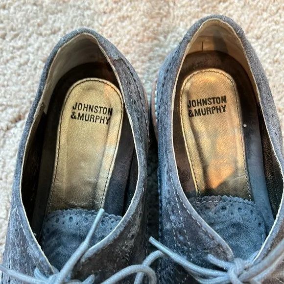 JOHNSTON &amp; MURPHY - Briley Grey Wingtip Suede Oxfords