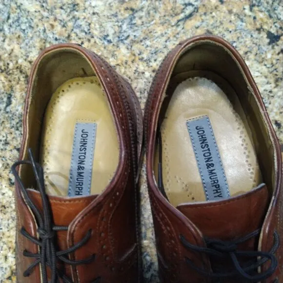 JOHNSTON &amp; MURPHY BROWN LEATHER WINGTIP OXFORDS size 9 M