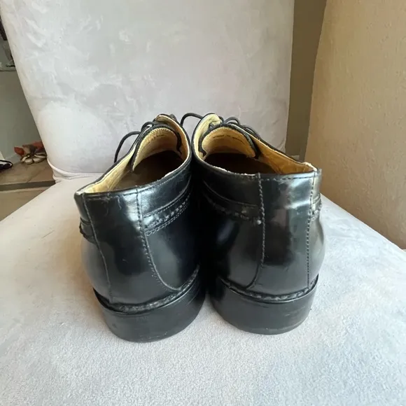 Johnston &amp; Murphy Cap-Toe Oxfords Dress Shoes size 10.5