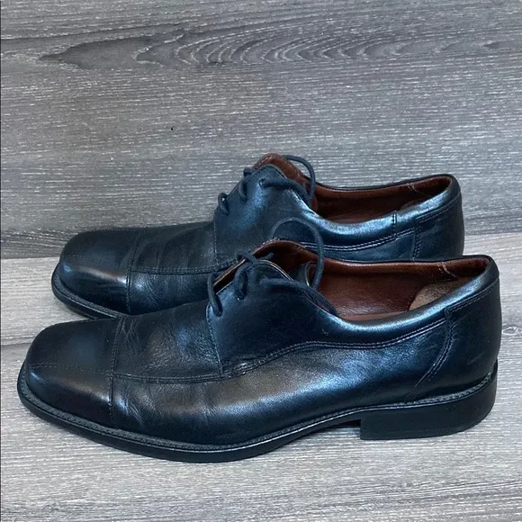 Johnston &amp; Murphy Dobson Mens Black Leather Cap Toe Oxfords Dress Shoes Size 9