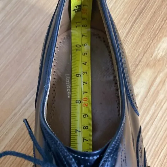 Johnston &amp; Murphy Limited Men’s Black Wingtip Leather Oxfords 9 1/2. Made in USA
