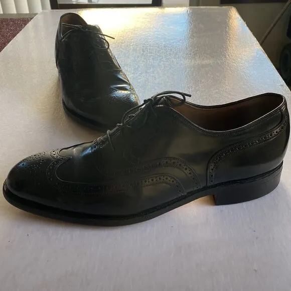 Johnston &amp; Murphy Limited Men’s Black Wingtip Leather Oxfords 9 1/2. Made in USA