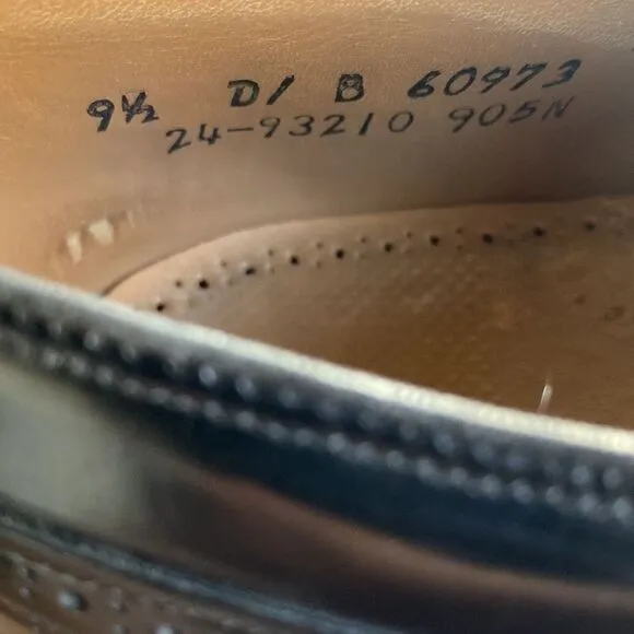 Johnston &amp; Murphy Limited Men’s Black Wingtip Leather Oxfords 9 1/2. Made in USA