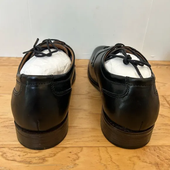 Johnston &amp; Murphy NIB 10 Black Lewis Lace Up Oxfords Leather Shoe Plain Toe