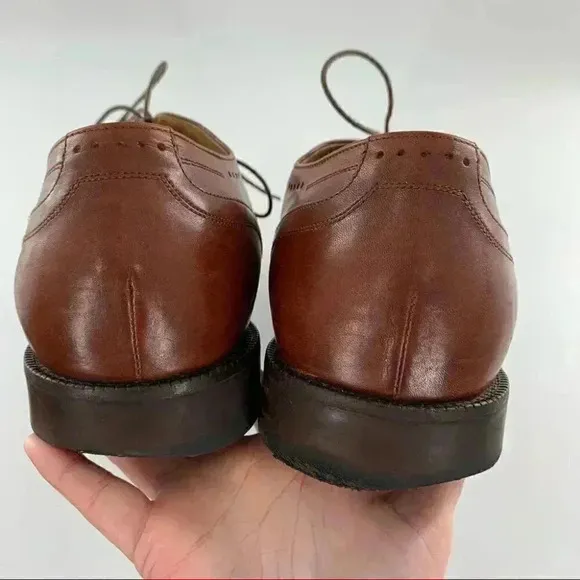 Johnston &amp; Murphy signature series mens Oxfords size 11 brown leather cap toe