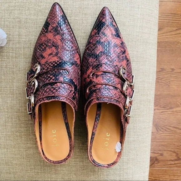 Joie NWOB western snake skin mules