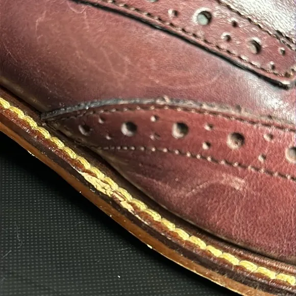 Joseph Abboud Burgundy Leather Wingtip  Lace Up Men's Oxfords, size 10
