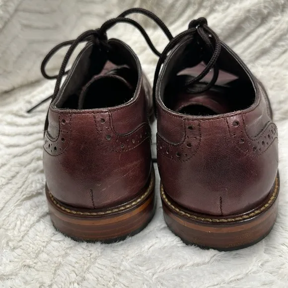 Joseph Abboud Burgundy Leather Wingtip  Lace Up Men's Oxfords, size 10