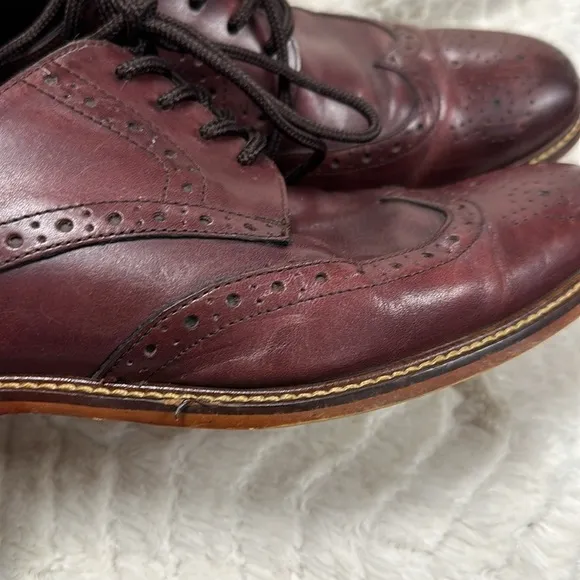 Joseph Abboud Burgundy Leather Wingtip  Lace Up Men's Oxfords, size 10