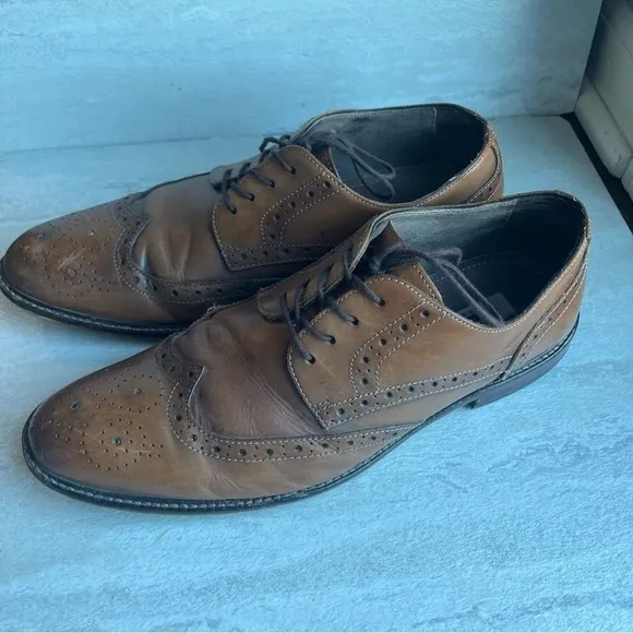Joseph Abboud  Wingtip Leather Oxfords Brown Size 9