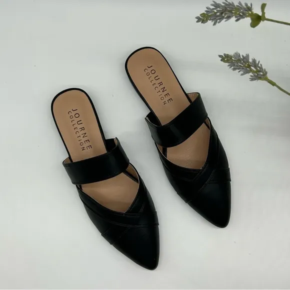 JOURNEE COLLECTION Women's Stasi Pointed Toe Mules in black faux leather 7.5 NW