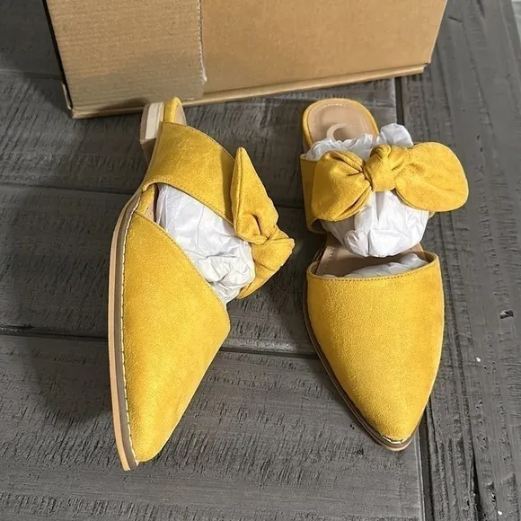 Journee collection Women's Telulah Mules mustard size 7M