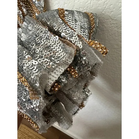 JOVANNI NWT Gold Silver Beaded Embellished Sequin Mermaid Fit Dress Size 6