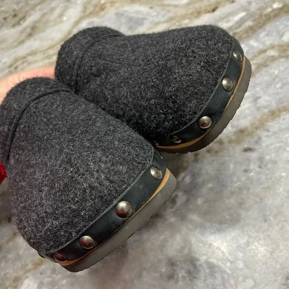 KALSO Earth Shanti Wool &amp; Wood Negative Heel Clogs / Mules