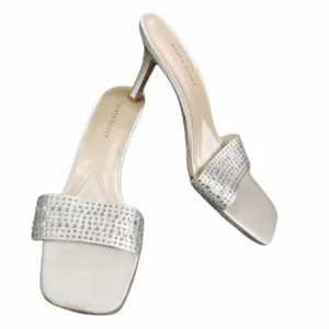KAREN SCOTT SATIN SQUARE-TOE KITTEN HEELS