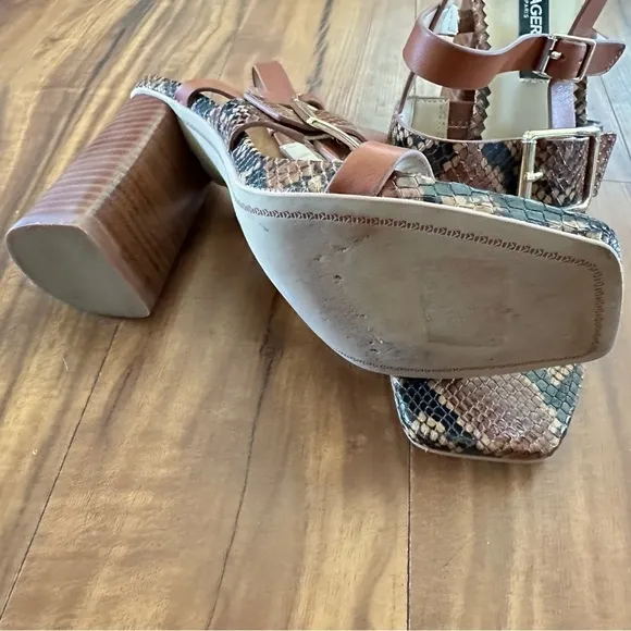 {Karl Lagerfeld} Marlow Snake print slingback heels Size: 9
