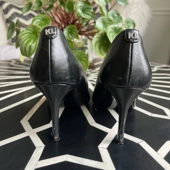 Karl Lagerfeld Paris Black Smooth Leather Kitten Heel Pumps