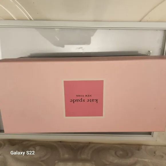 Kate Spade &quot;Marseille&quot; Satin Lux Ivory Kitten heels. NIB. Size: Various