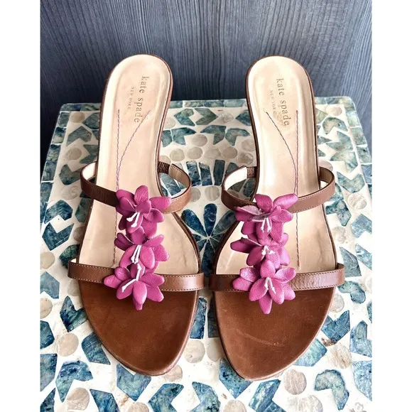Kate Spade Leather Flower Wooden Kitten Heels Size 8