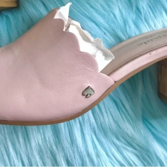 KATE SPADE LEATHER Scalloped Pale Pink Slip On Kitten Heel Mules Women’s 6