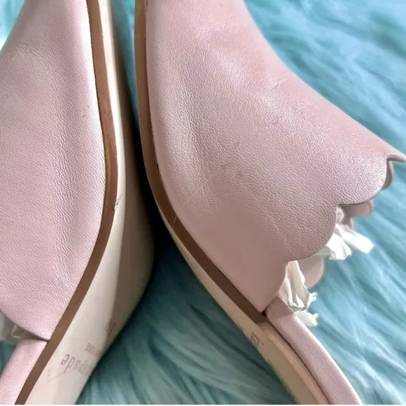 KATE SPADE LEATHER Scalloped Pale Pink Slip On Kitten Heel Mules Women’s 6