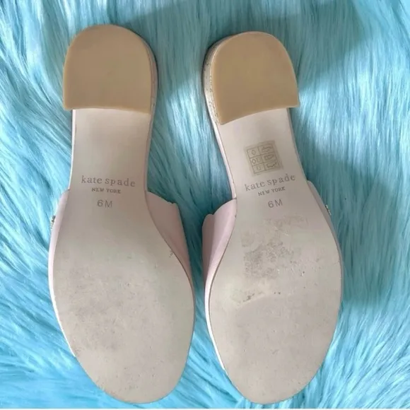 KATE SPADE LEATHER Scalloped Pale Pink Slip On Kitten Heel Mules Women’s 6
