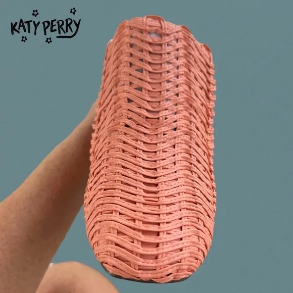 KATY PERRY The Beed Artistic Sculpted Silver Heel Zigzag Woven Mule 10M/NWT