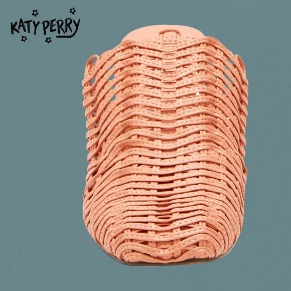 KATY PERRY The Beed Artistic Sculpted Silver Heel Zigzag Woven Mule 10M/NWT
