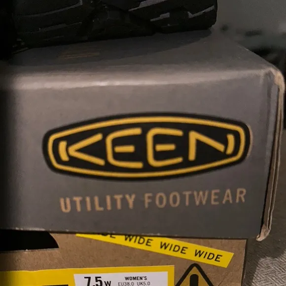 Keen Black Athletic Shoes with Trail-Ready Durability