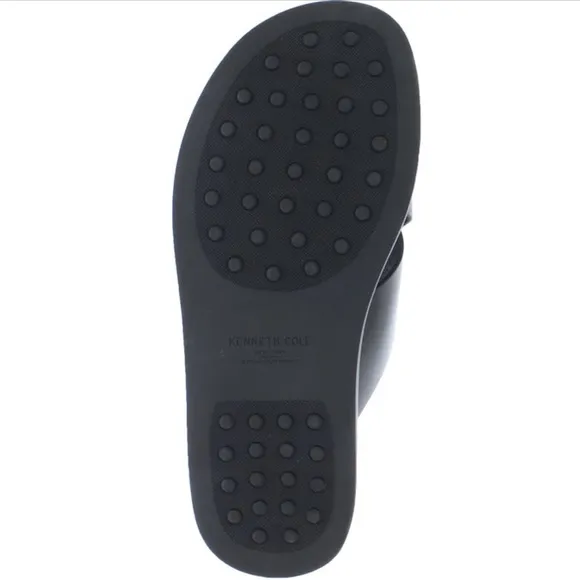 Kenneth Cole crisscross sandal